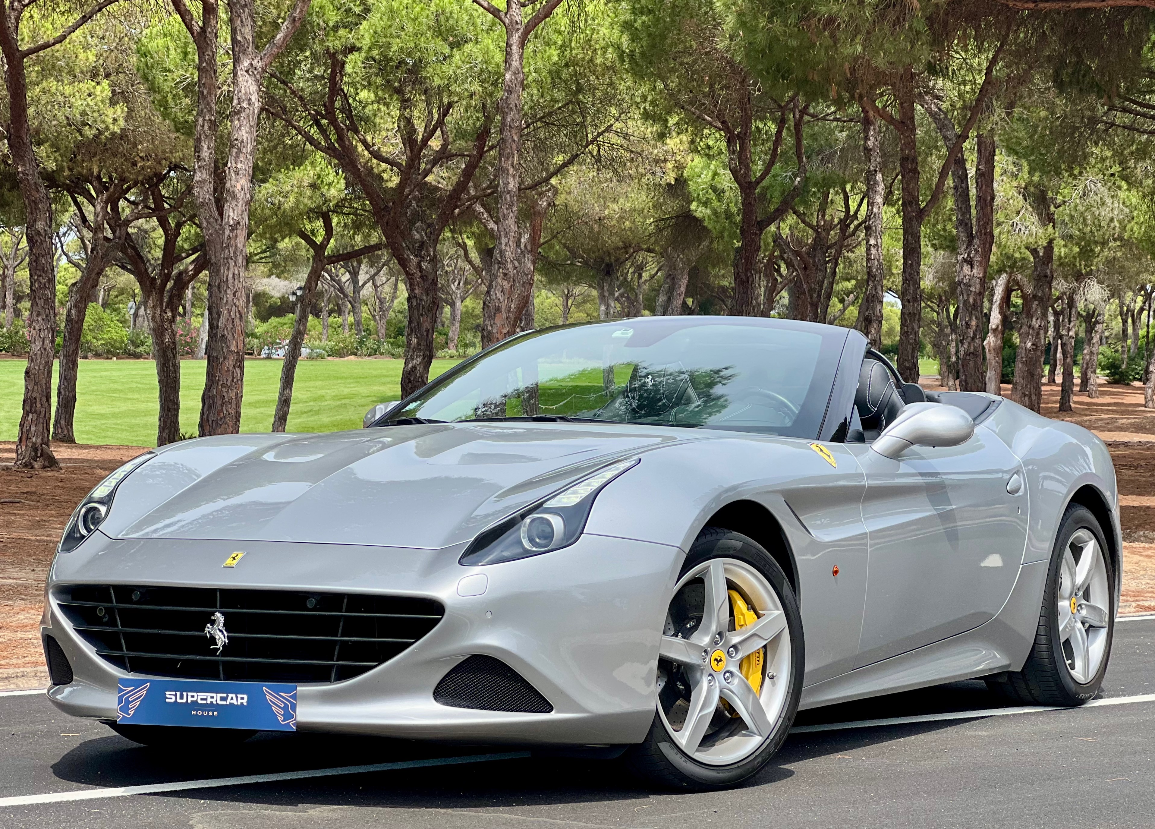 Ferrari California T 3.9L V8 Turbocharged